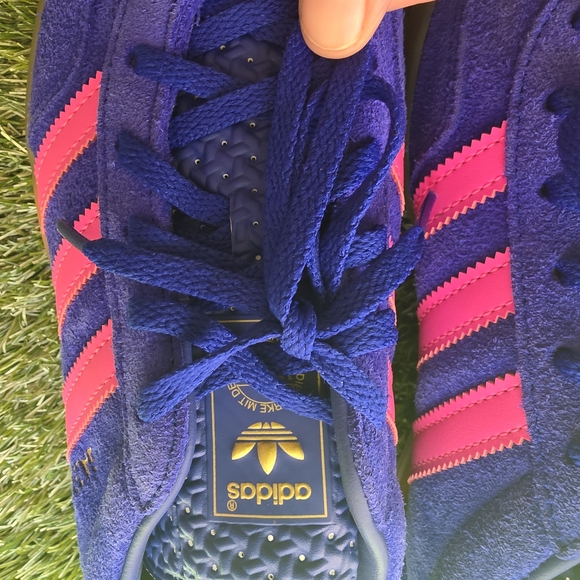 Adidas Women's Blue and Pink Sneakers - Picture 5 of 7